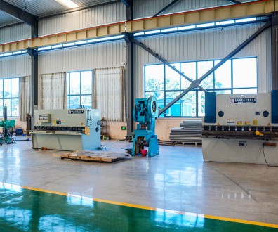 鉆床、剪板機(jī)、壓力機(jī)、折彎機(jī)